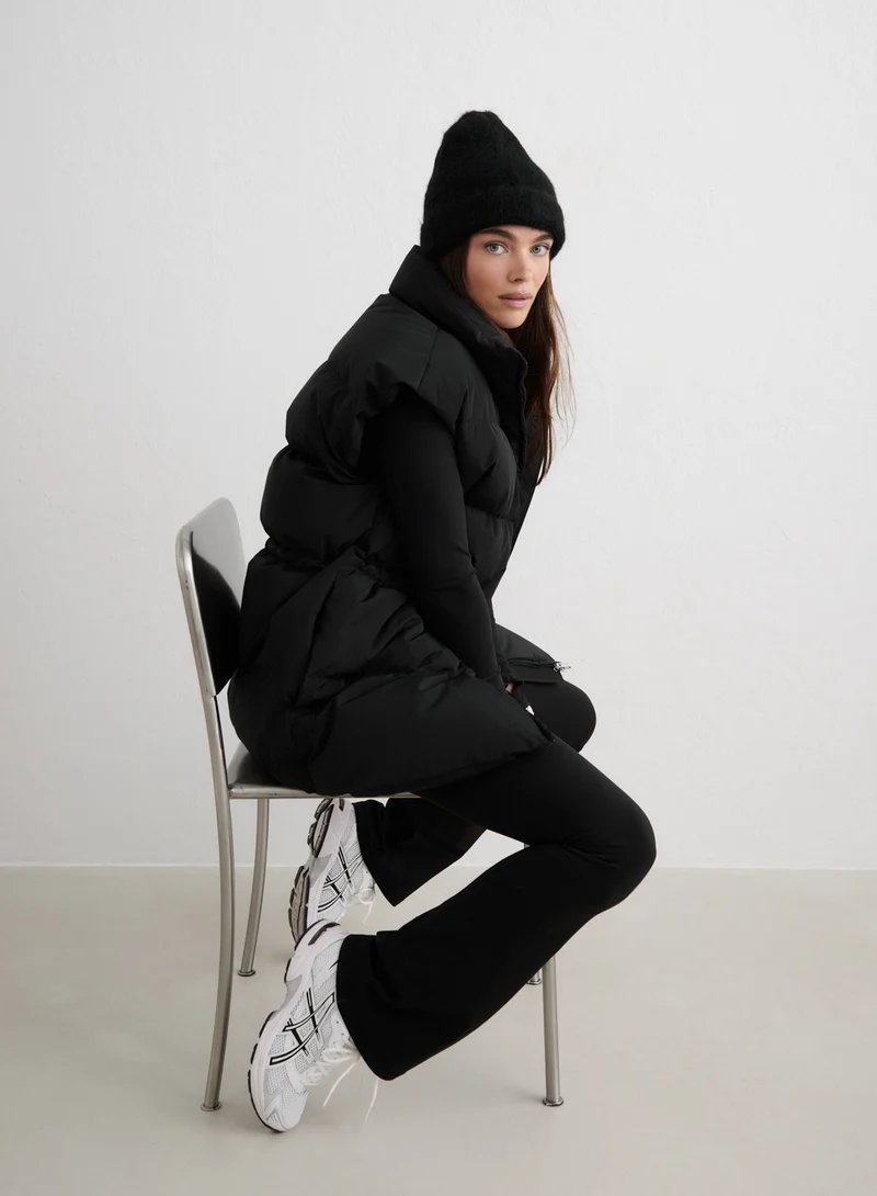 Black Moment Puffer Vest