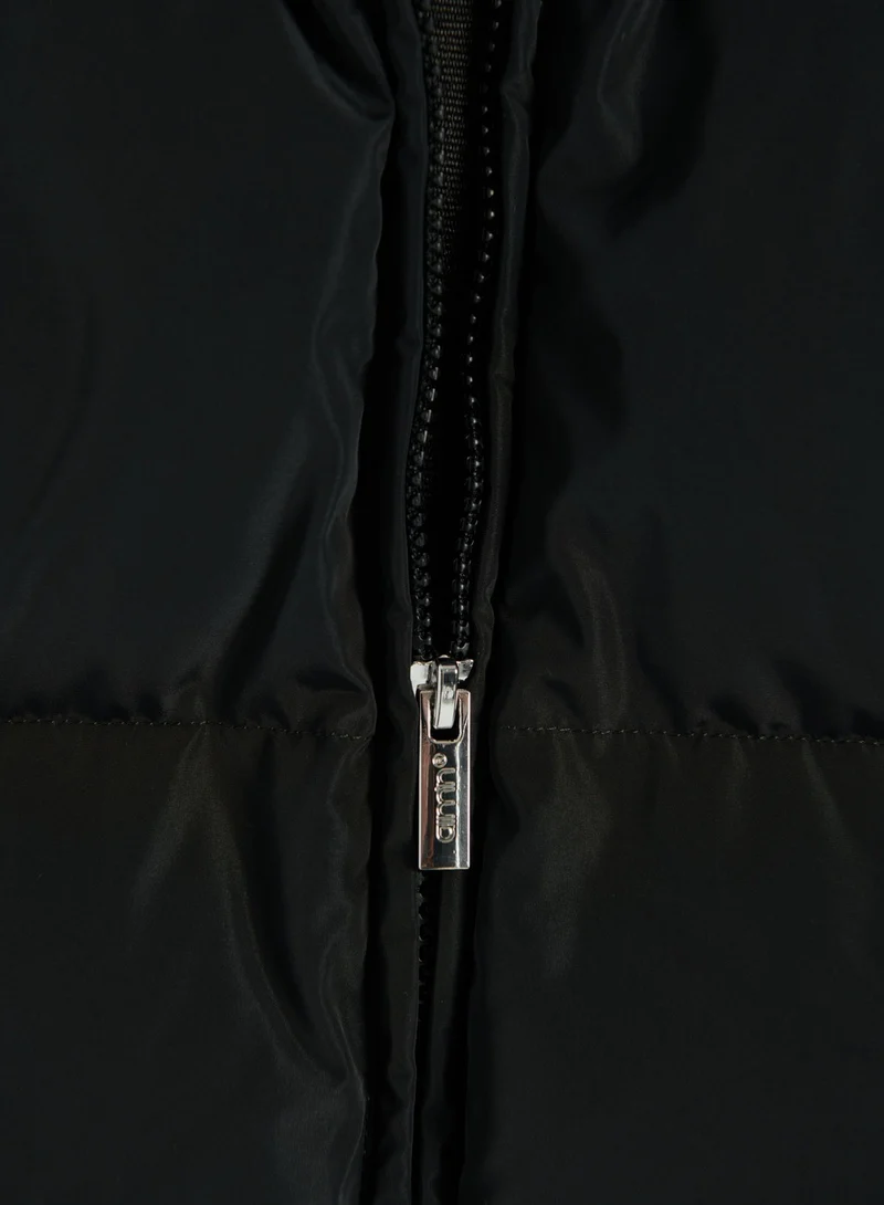 Black Moment Puffer Vest
