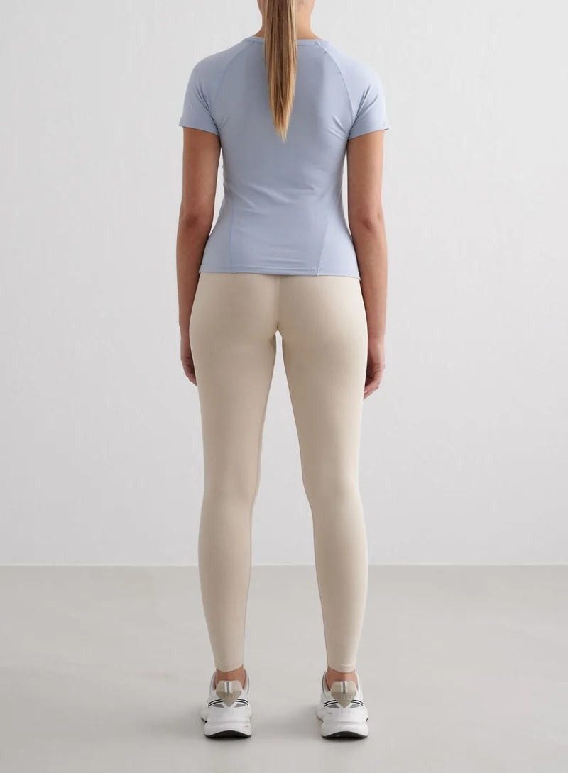 Cloudy Blue Soft Basic Short Sleeve