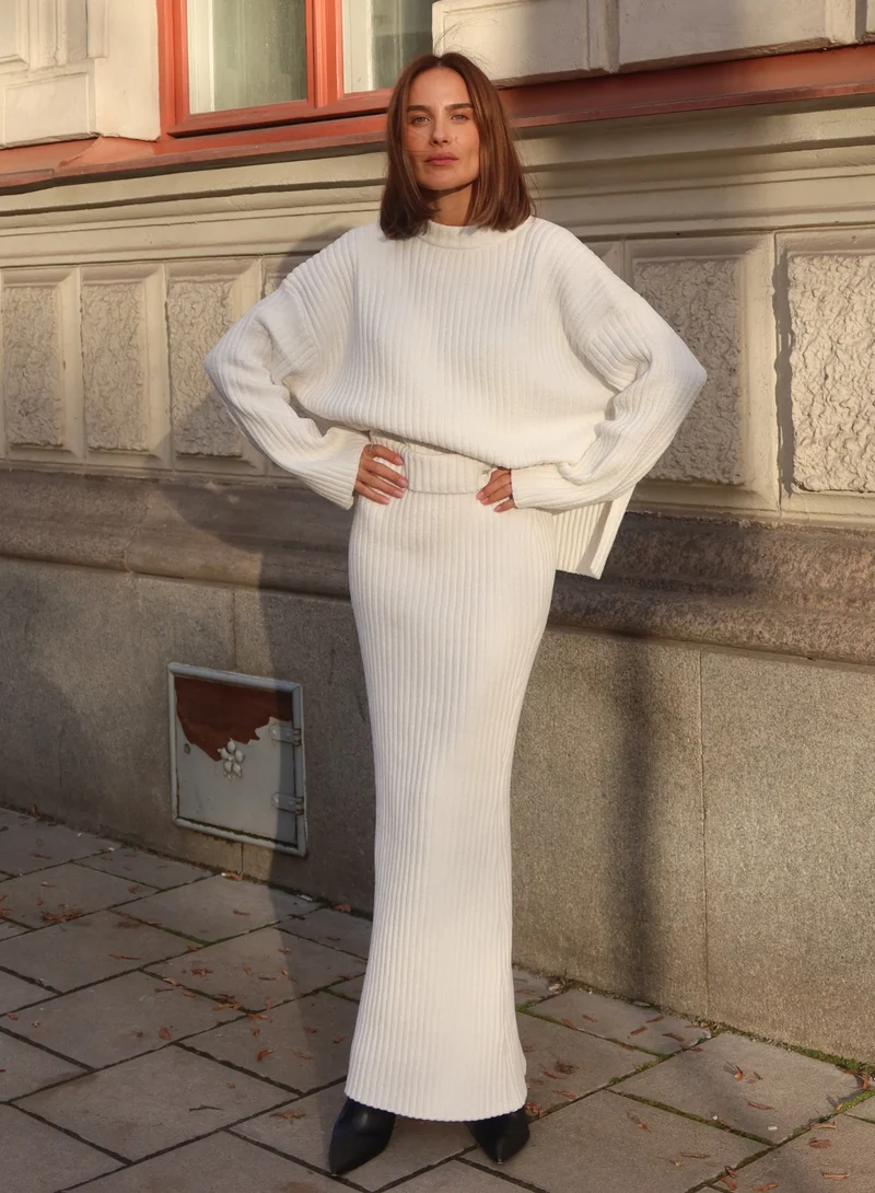 Almond White Rib Knit Maxi Skirt