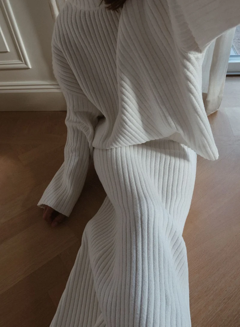 Almond White Rib Knit Maxi Skirt