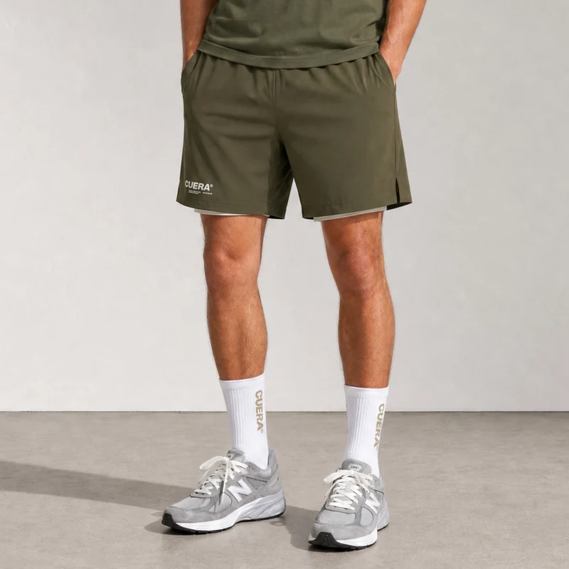 Oncourt 2in1 Shorts Army & 2er-Pack Socken Walnuss