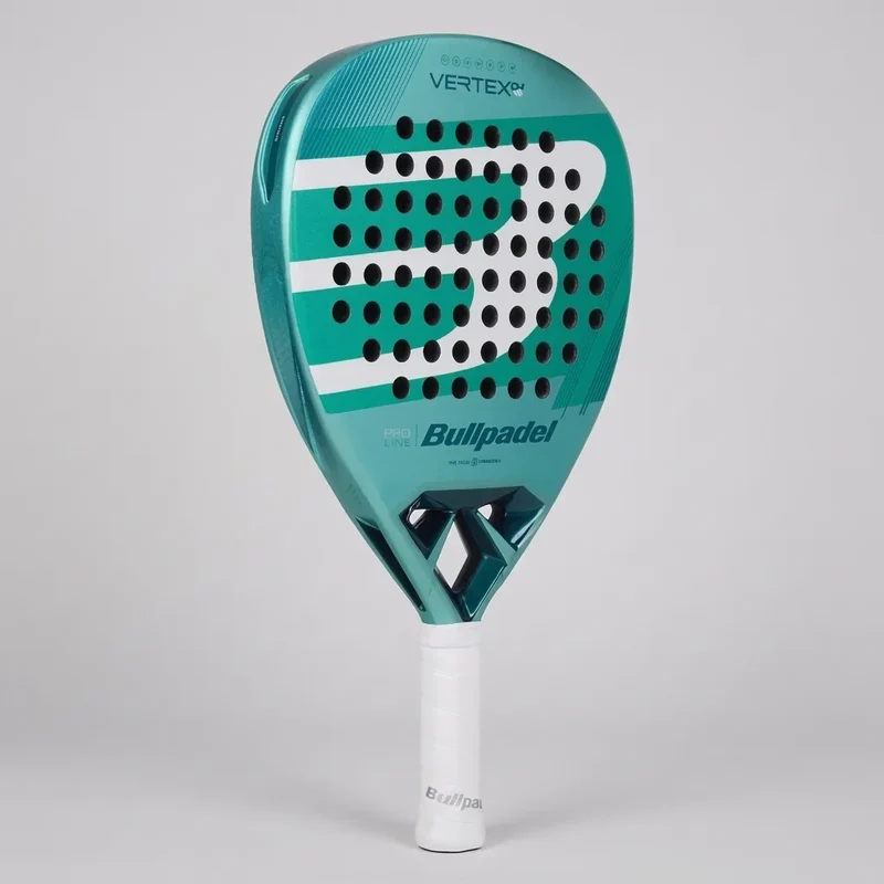 Bullpadel Vertex 04 Pro Line W 2026 + Vertex Rucksack + Bälle + Overgrips