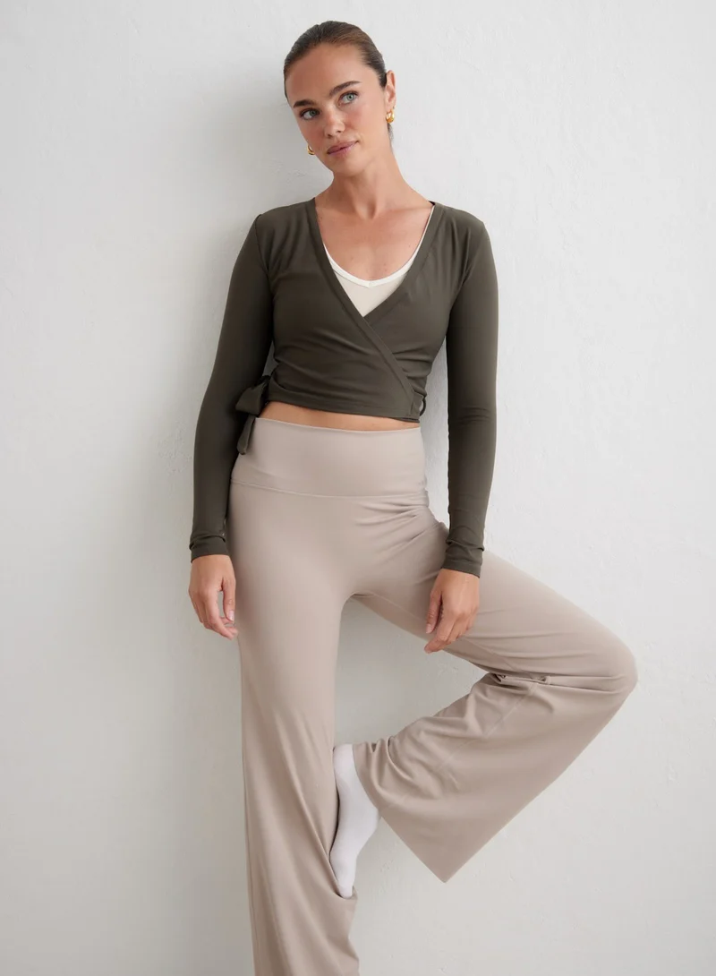 Dark Ivy Shape Seamless Wrap Long Sleeve
