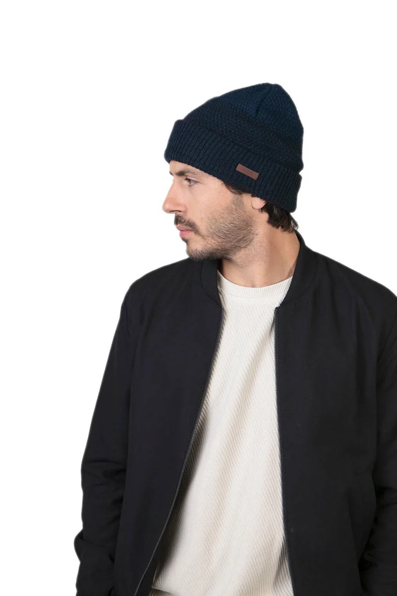 BARTS Ail Beanie – Grob gestrickte Herrenmütze aus Acryl