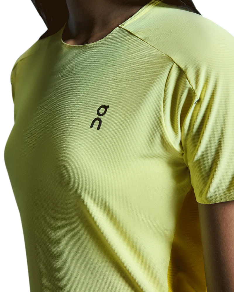 ON Performance-T Laufshirt mit 86% Polyester & 14% Elasthan