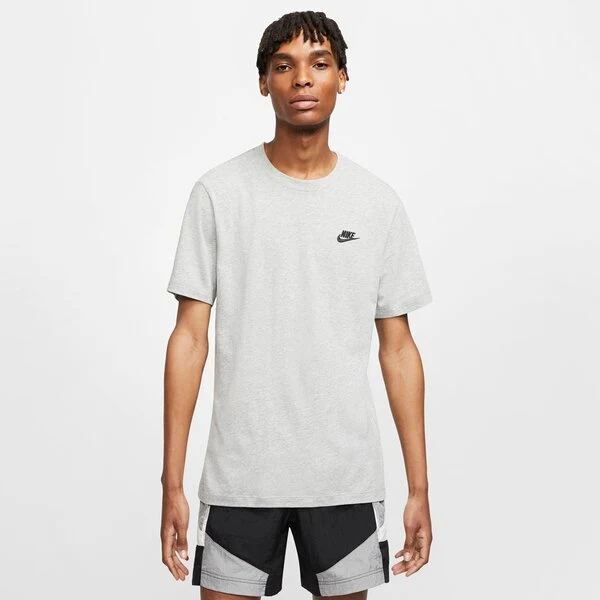 NIKE Herren CLUB TEE T-Shirt – Komfort & Stil
