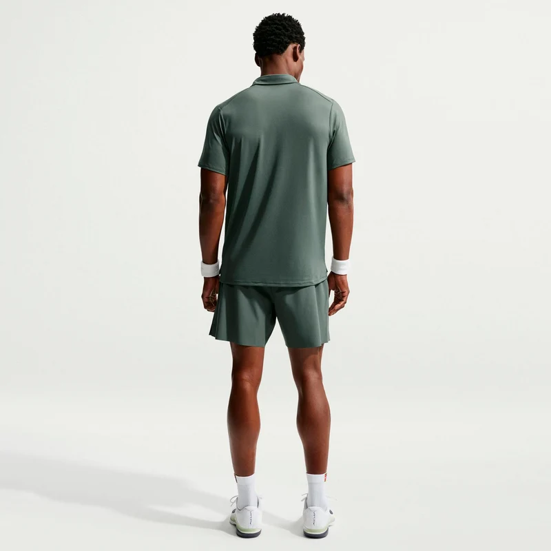 Jannik Sinner Court Dri-FIT Advantage 6in Shorts Herren - graugrün