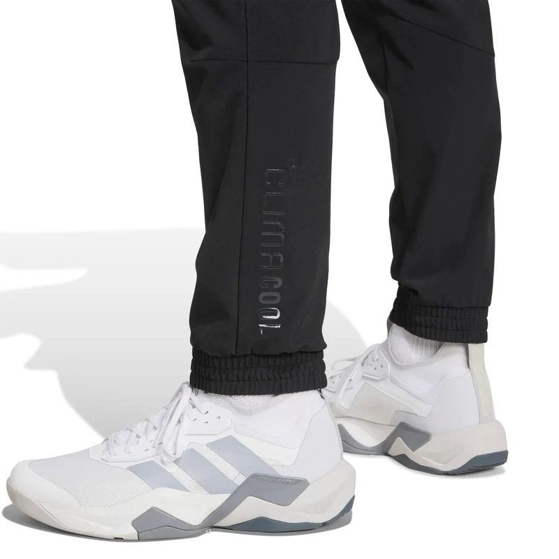 Tech Trainingshose Herren - schwarz