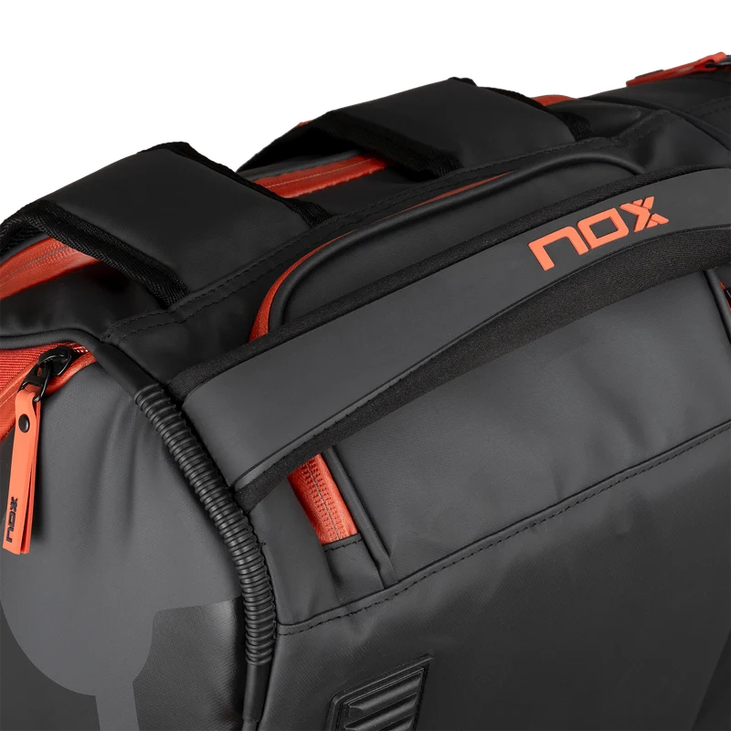Nox Luxury Open Series Schwarz/Rot Rucksack