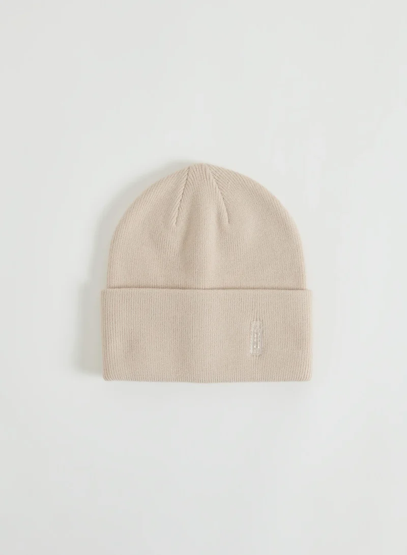 Sand Outdoor Logo Beanie
