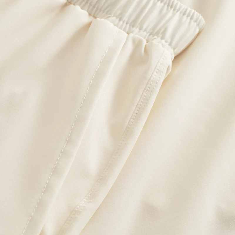 Oncourt Walnuss / Off-White Uniform-Bundle