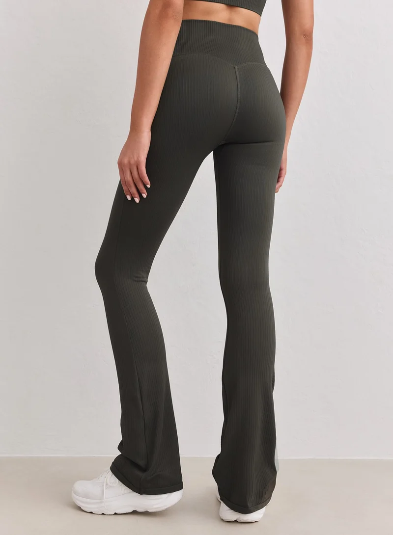 Dark Ivy Ribbed Seamless Flare Tall Tights