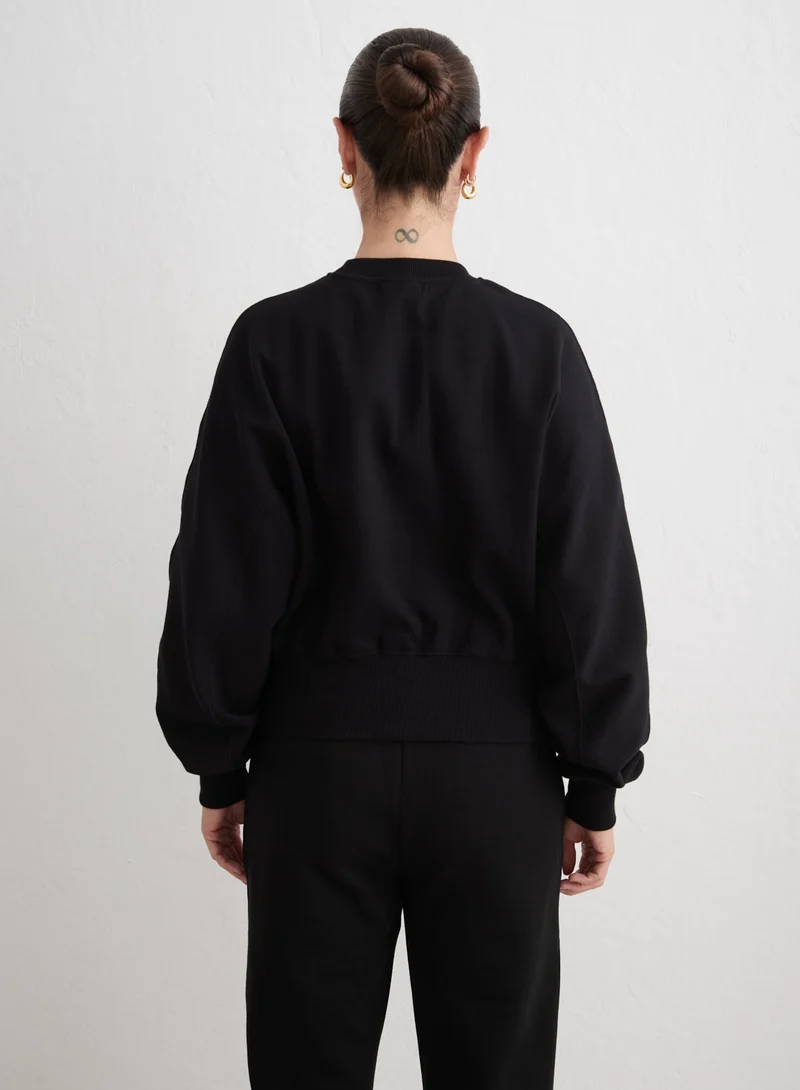 Black Sportif Sweatshirt