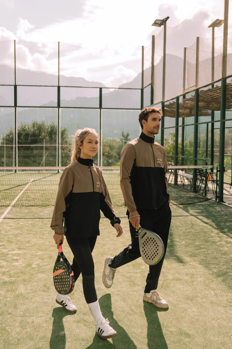 Active Track Jacket - Schwarz / Walnuss