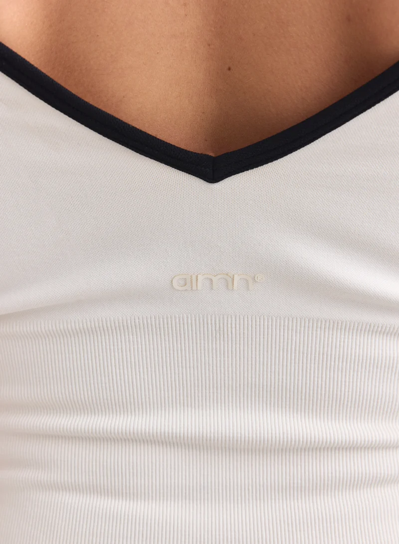 Cream Black Shape Seamless Deep Cut Singlet