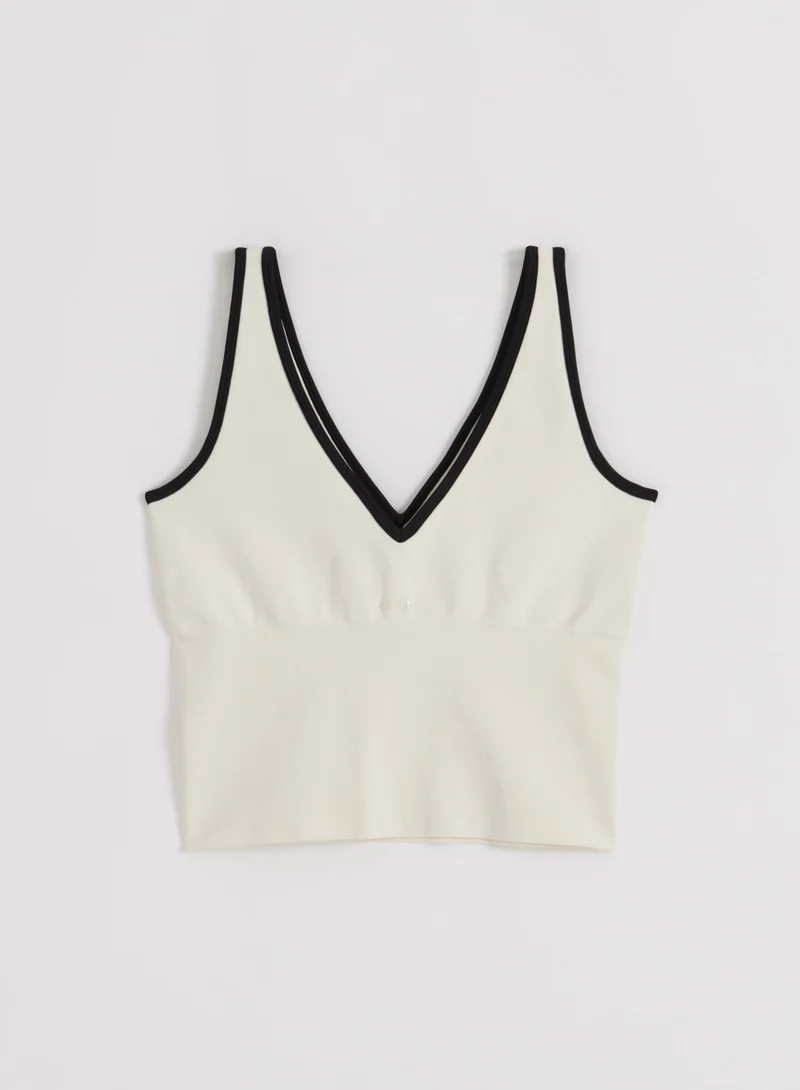 Cream Black Shape Seamless Deep Cut Singlet