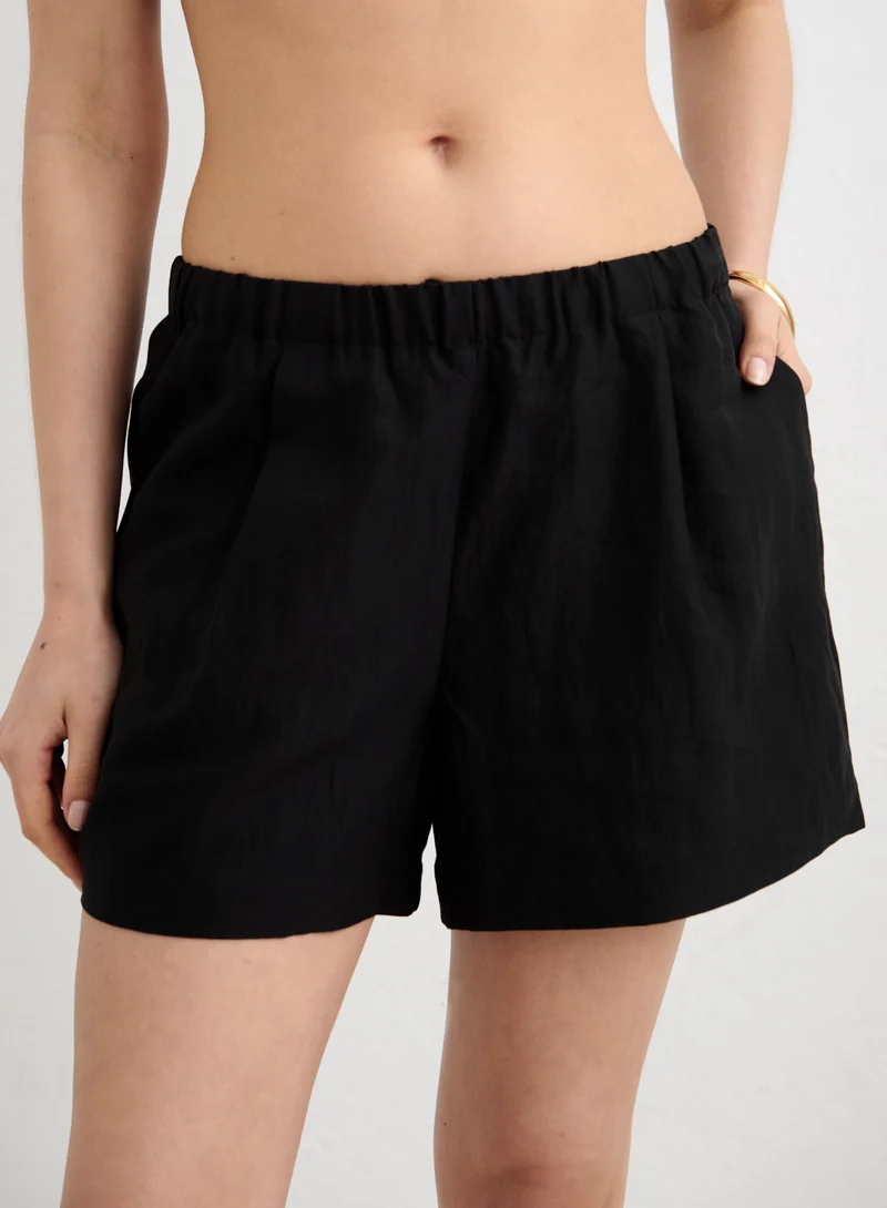 Black Riviera Shorts