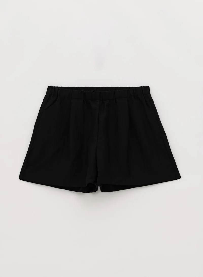 Black Riviera Shorts