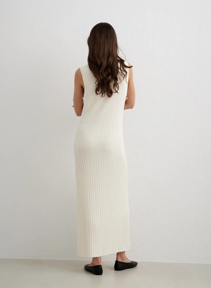 Off White Sleeveless Knit Dress