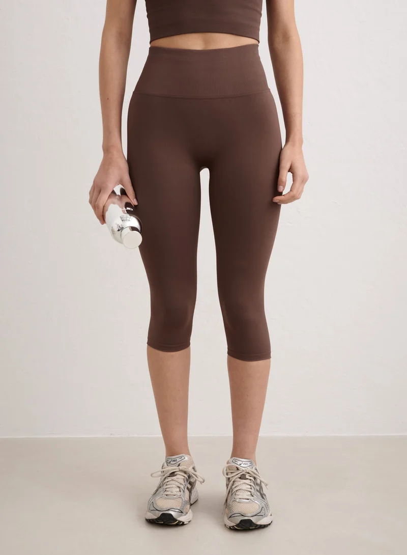 Macchiato Shape Seamless Capri Tights