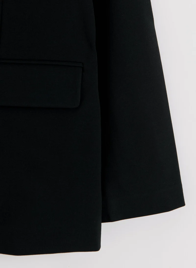 Black Luxe Relaxed Blazer