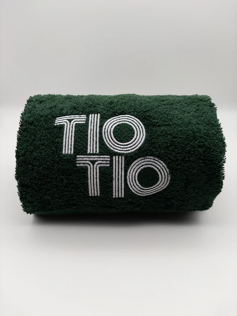 TIO TIO Handtuch – Bleib trocken, spiel stark