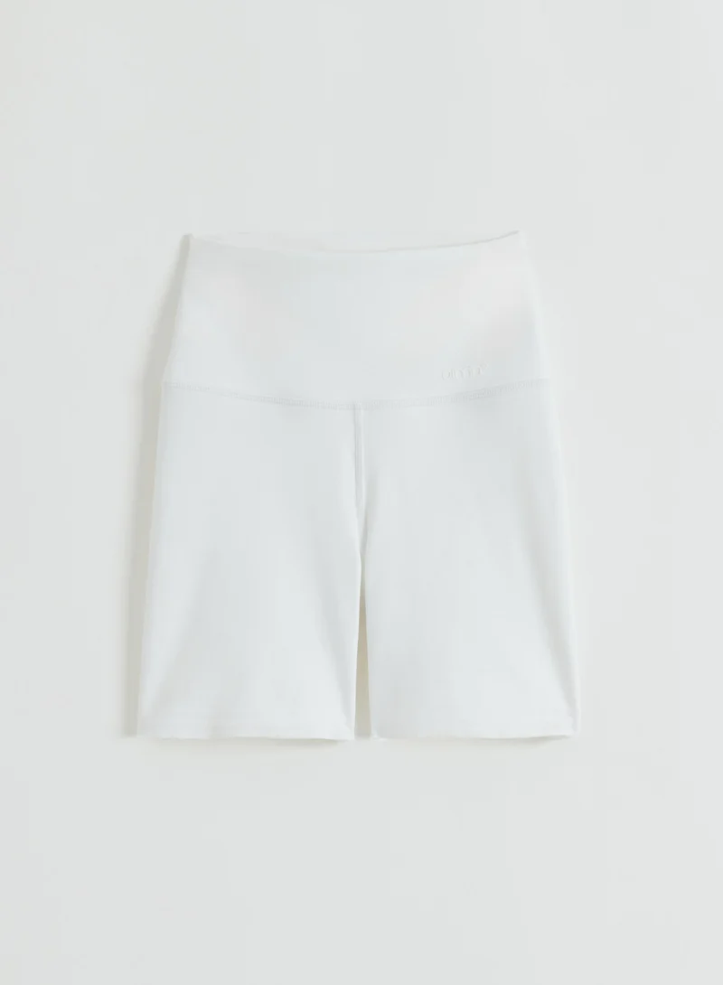 White Sense Midi Biker Shorts
