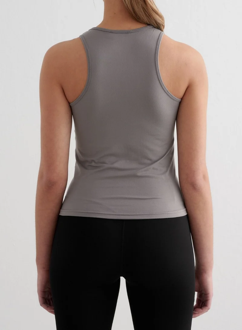 Concrete Soft Basic Singlet