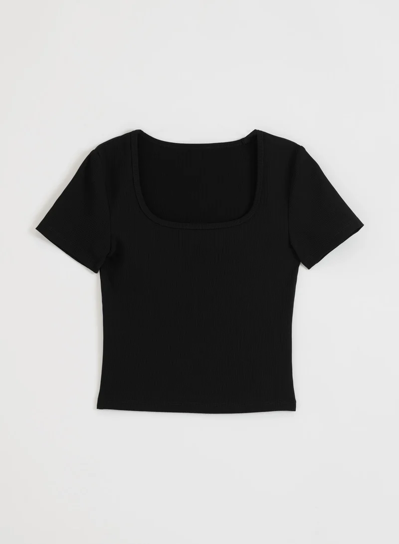 Black Ribbed Performance Short Sleeve