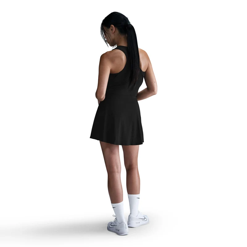NIKE Victory Dri-FIT Rock mit integrierten Shorts