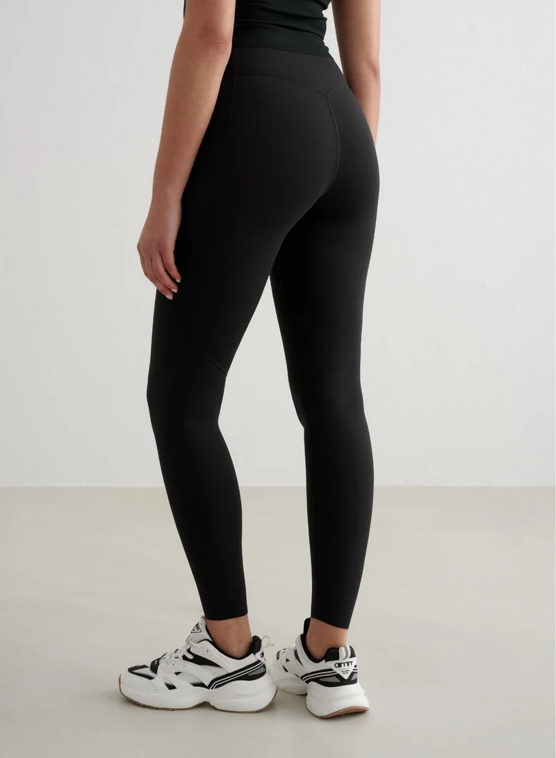 Black Sense Pocket Tights