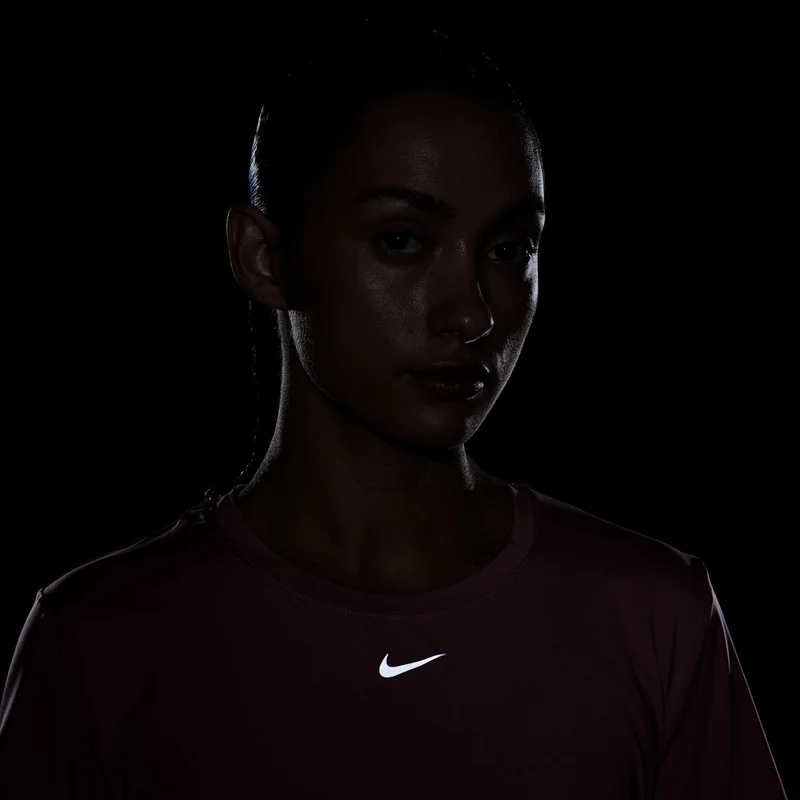 One Dri-Fit T-Shirt Damen-Berry