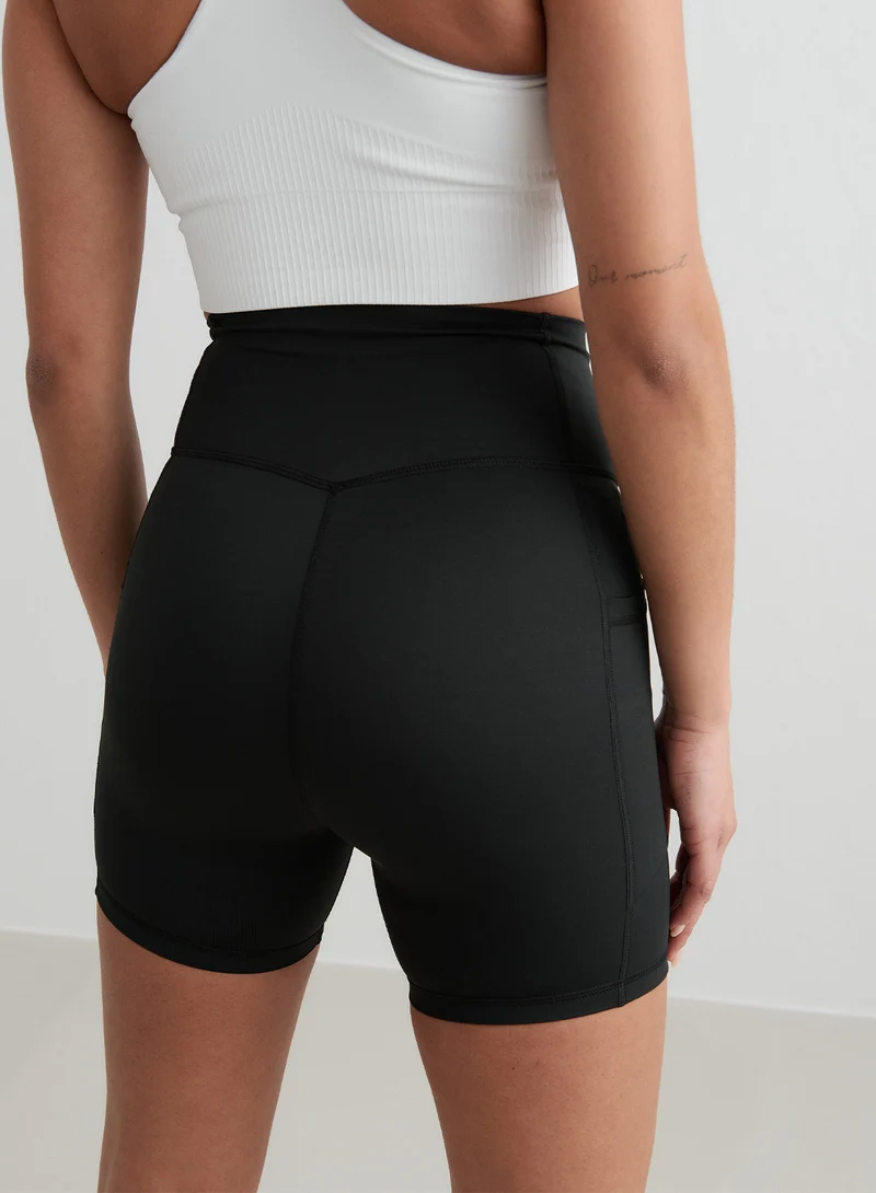 Black Double Pocket Midi Biker Shorts