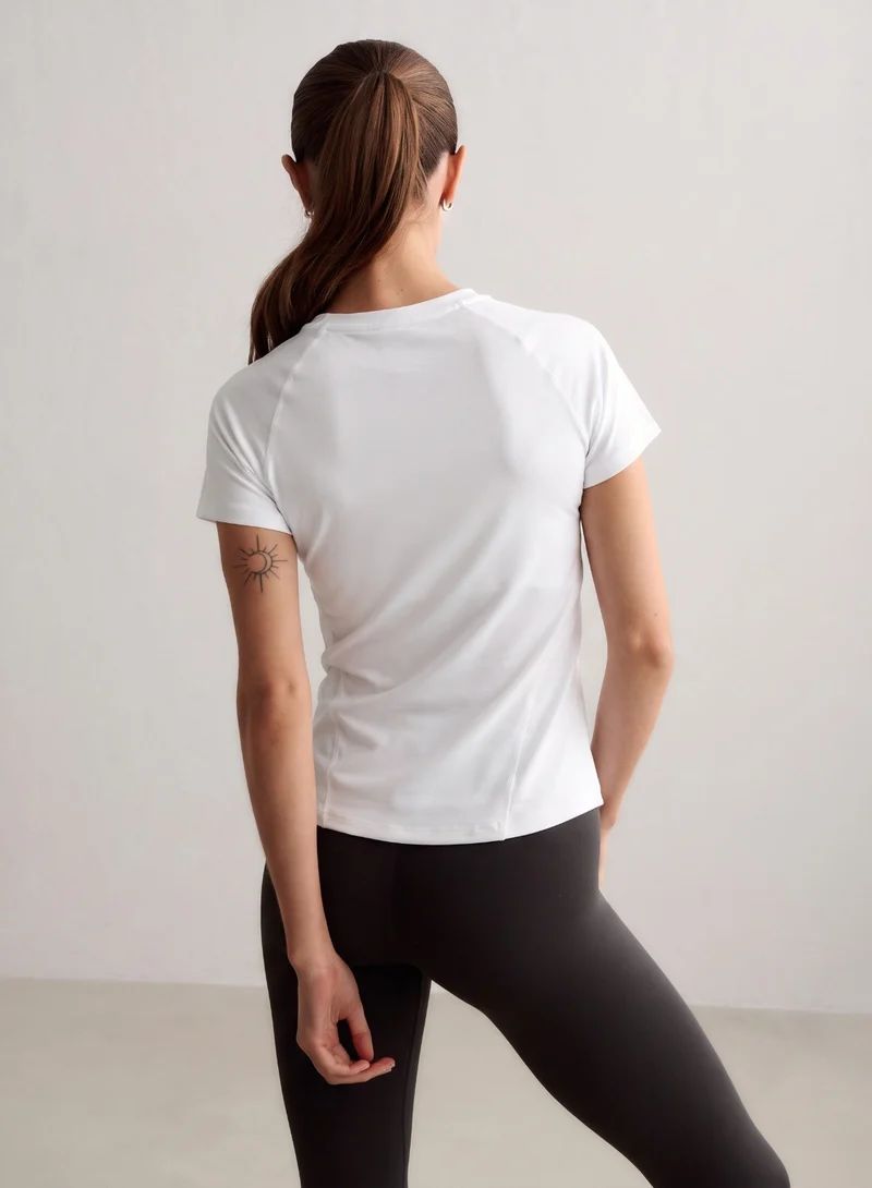White Soft Basic Short Sleeve