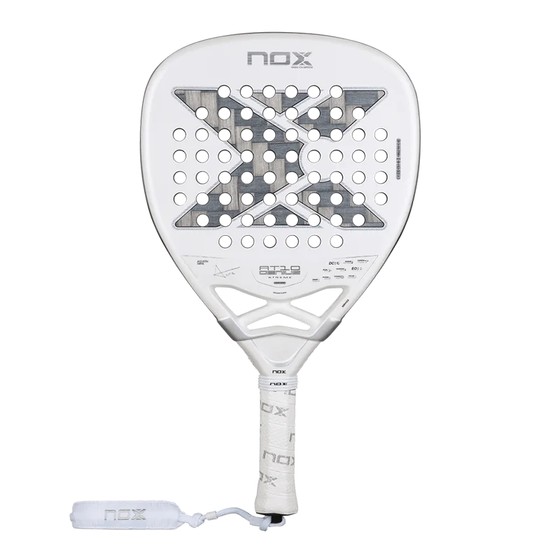 Pala NOX AT10 Genius Attack 12K Xtrem by Agustin Tapia 2026