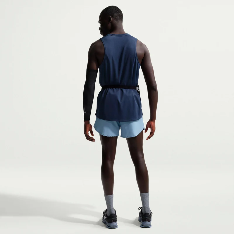STRIDE 5IN Laufshorts Herren - blau, silber
