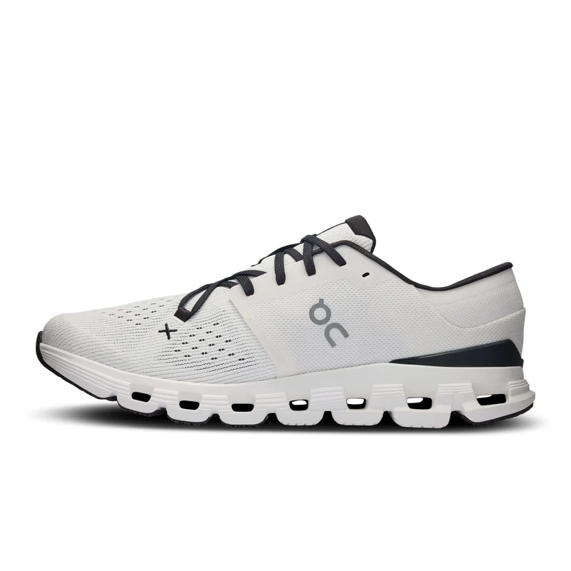 ON On Cloud X 4 Leichte & Flexible Trainingsschuhe
