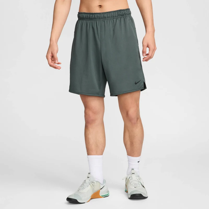 NIKE Herren Shorts Dri-FIT Totality 7IN Sportmode