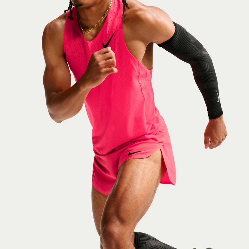 AeroSwift Laufshorts Herren - rot, schwarz