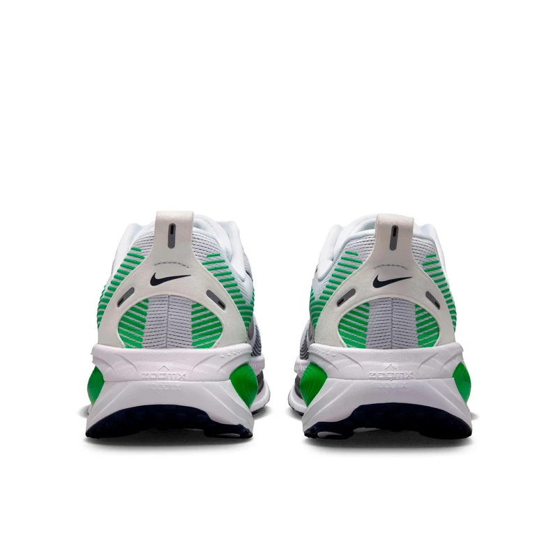 Vomero 18 Neutralschuh Herren - weiß, grün