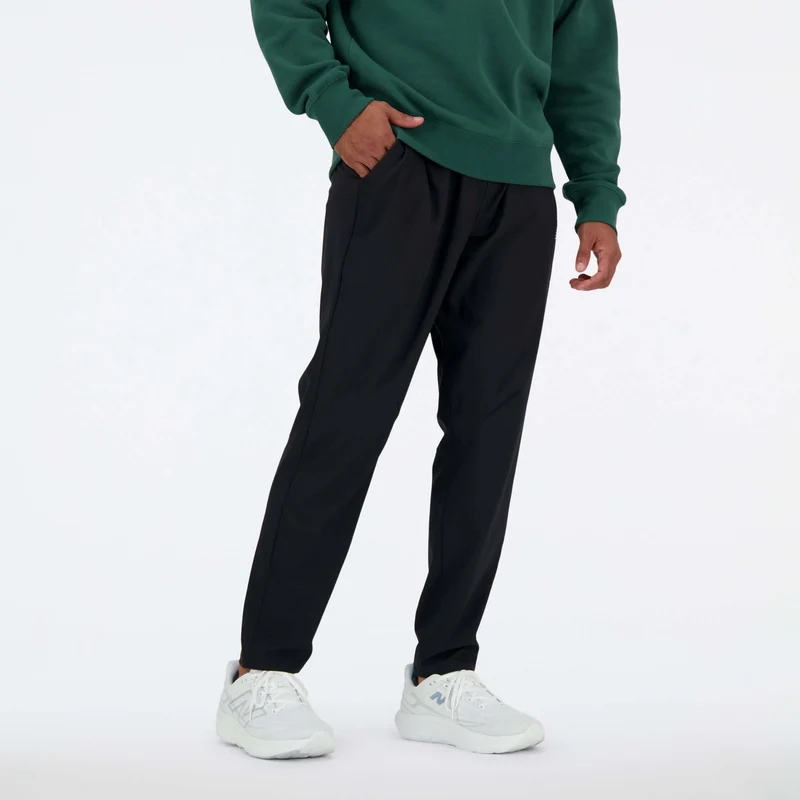 NEW BALANCE AC Tapered Pant 29 Sporthose Herren